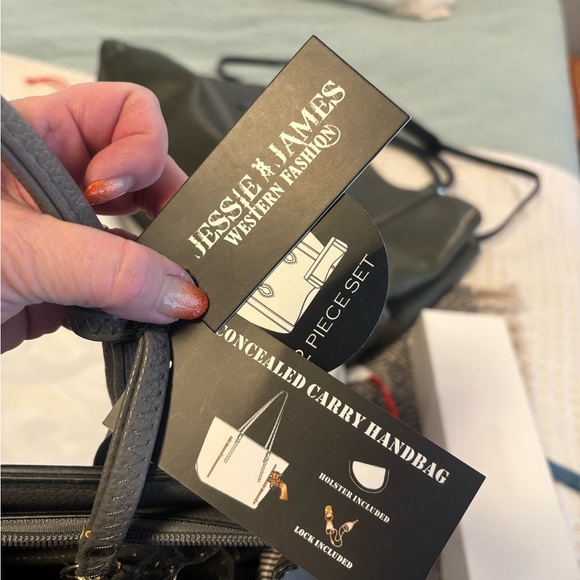 Jessie and James Gray Concealed Carry Handbag - Picture 2 of 9